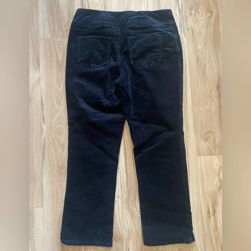 D & CO. Denim + Company Black Corduroy Pull On Pants Size 10P - Picture 14 of 16